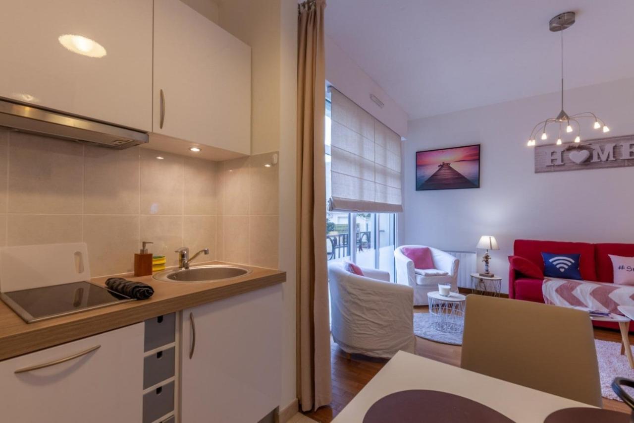 Apartment Warm 100m From Place Morny And Port